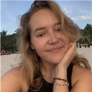 Ich biete Nachhilfe im Fach Englisch an. Ich habe 1 Jahr als Aupair in Amerika gelebt bzw gearbeitet und so Erfahrungen gesammelt